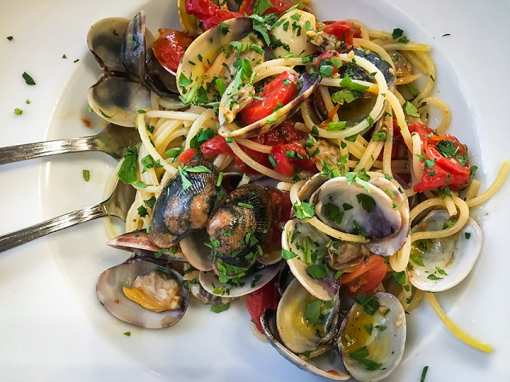 The 6 Best Seafood Restaurants in Utah!